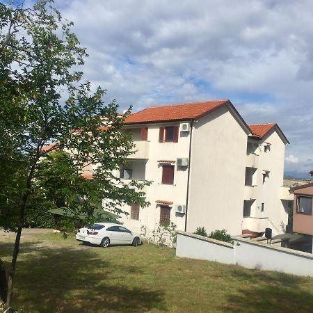 Amz Ap4 Apartment Ядраново Екстериор снимка